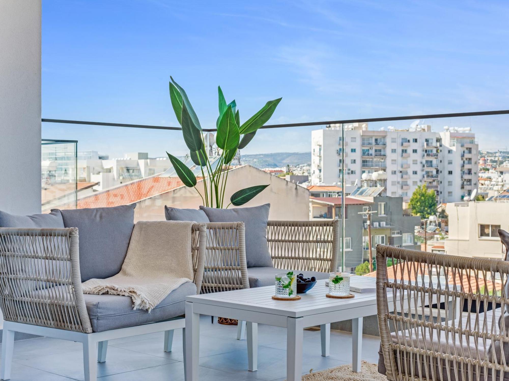 Sanders Crystal 2 Limassol Exterior foto