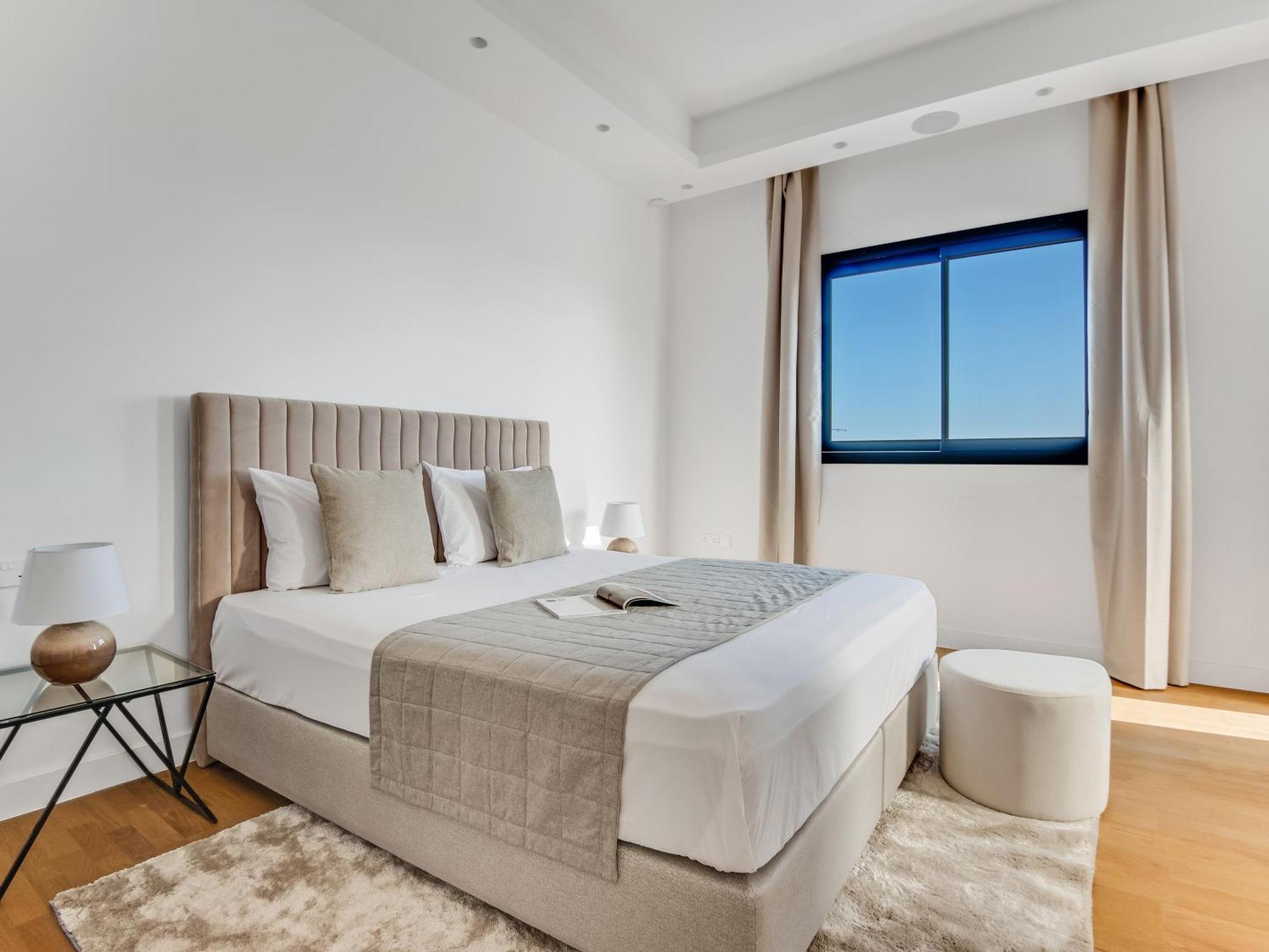 Sanders Crystal 2 Limassol Exterior foto