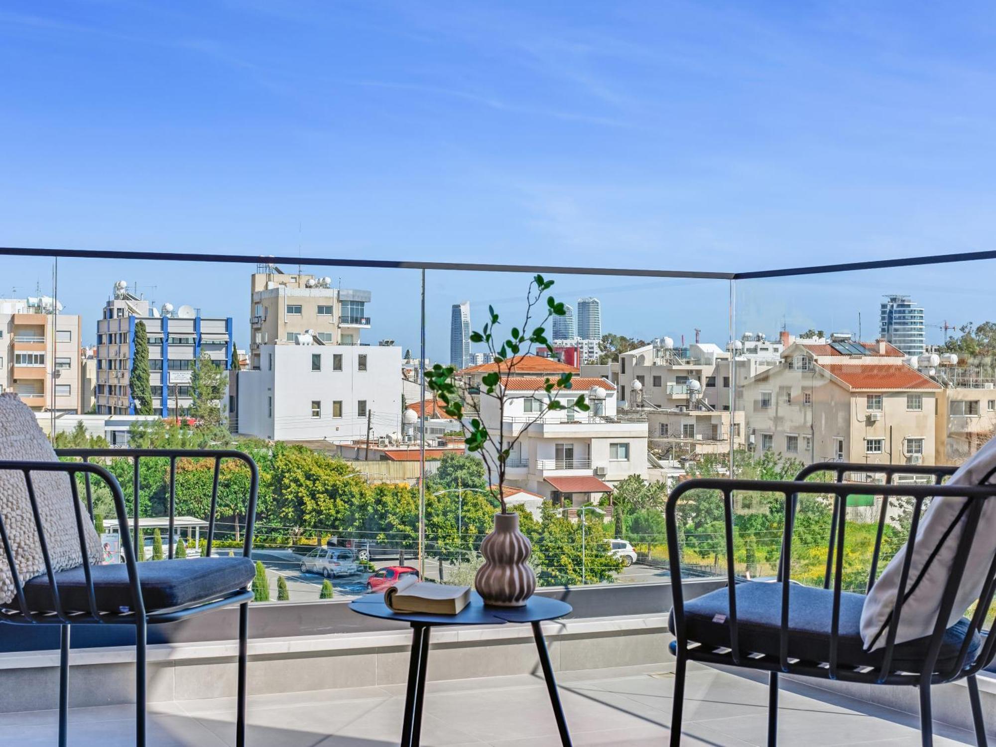 Sanders Crystal 2 Limassol Exterior foto