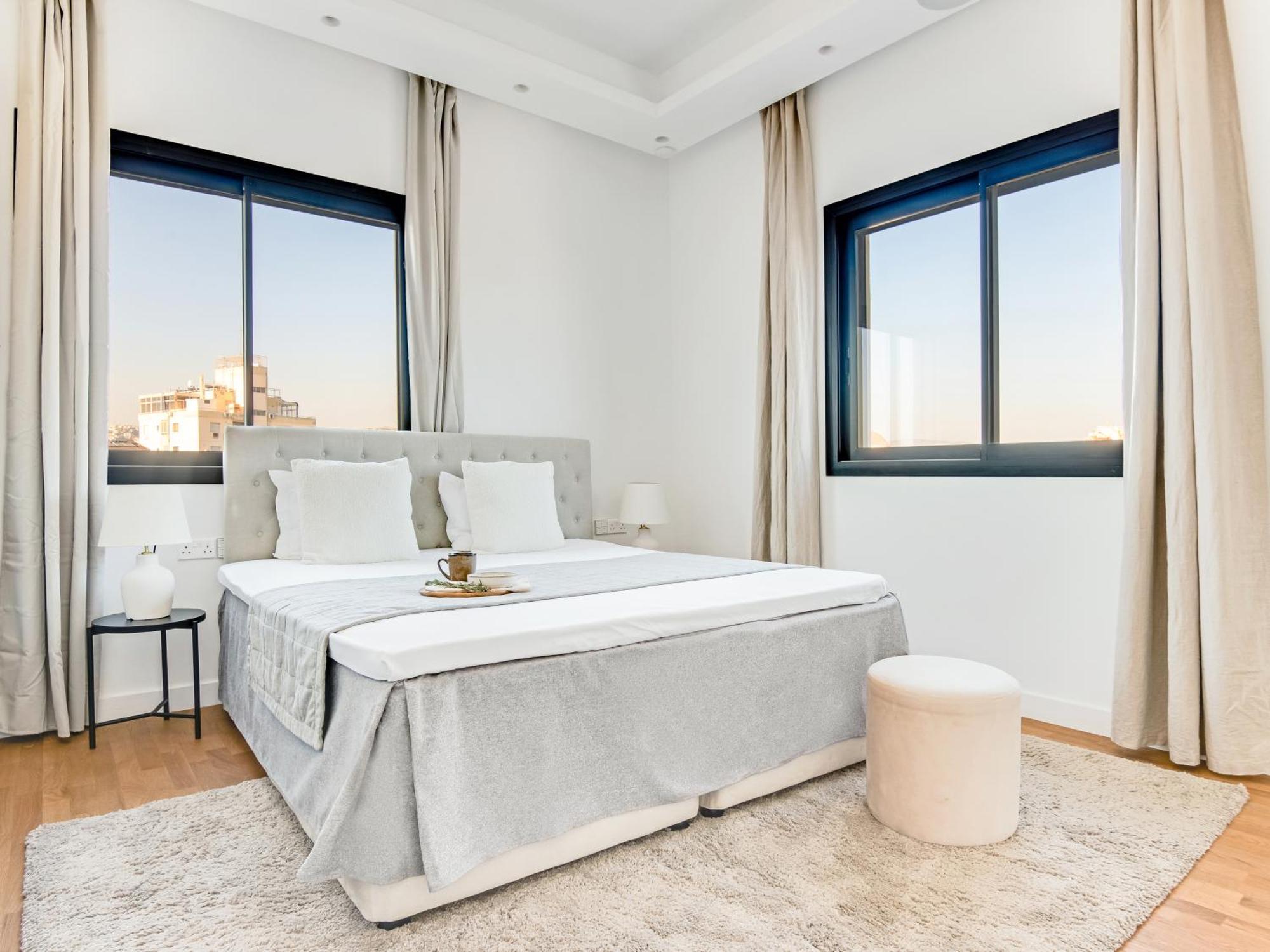 Sanders Crystal 2 Limassol Zimmer foto